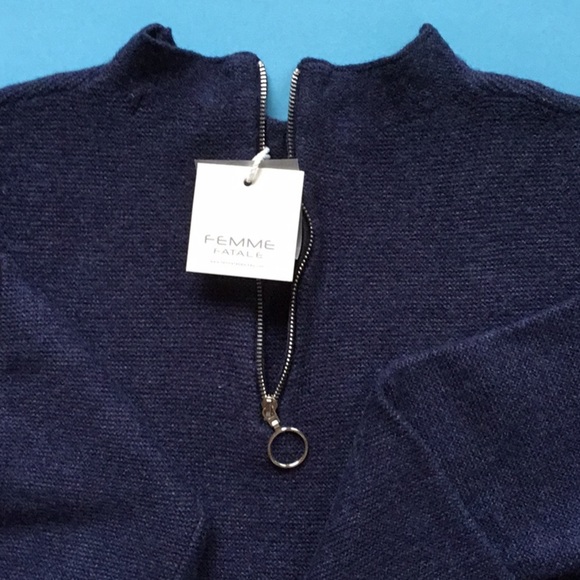 Femme Fatale Sweater - Picture 5 of 7